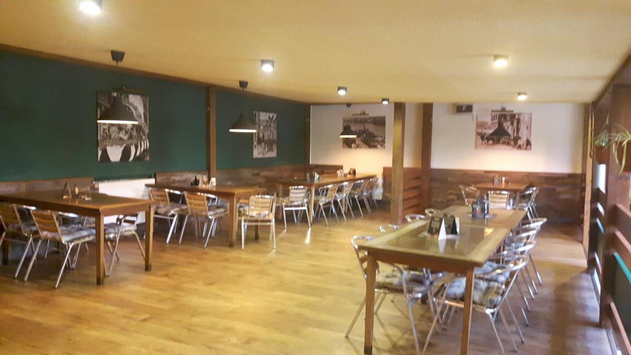 Victoria - Penzion & Restaurant Zvolen Exterior foto