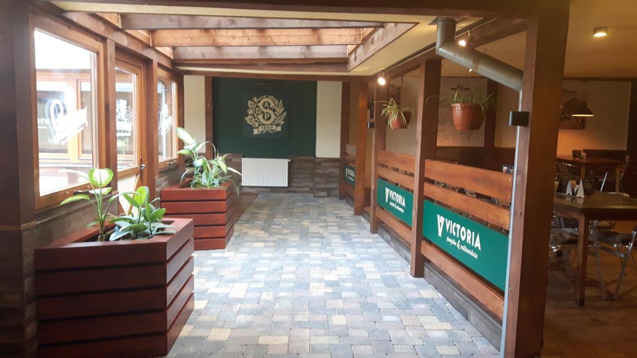 Victoria - Penzion & Restaurant Zvolen Exterior foto